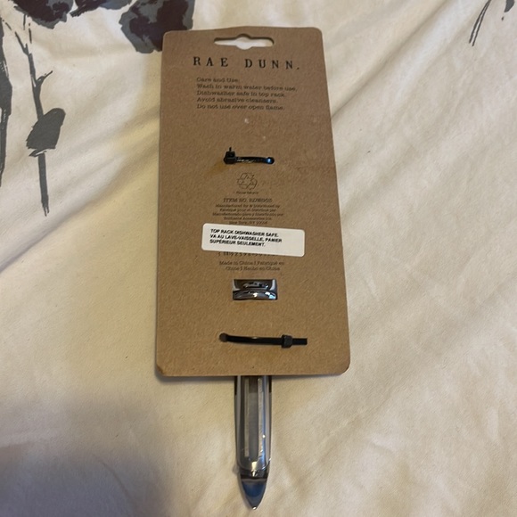 RAE DUNN PEELER - Picture 2 of 2
